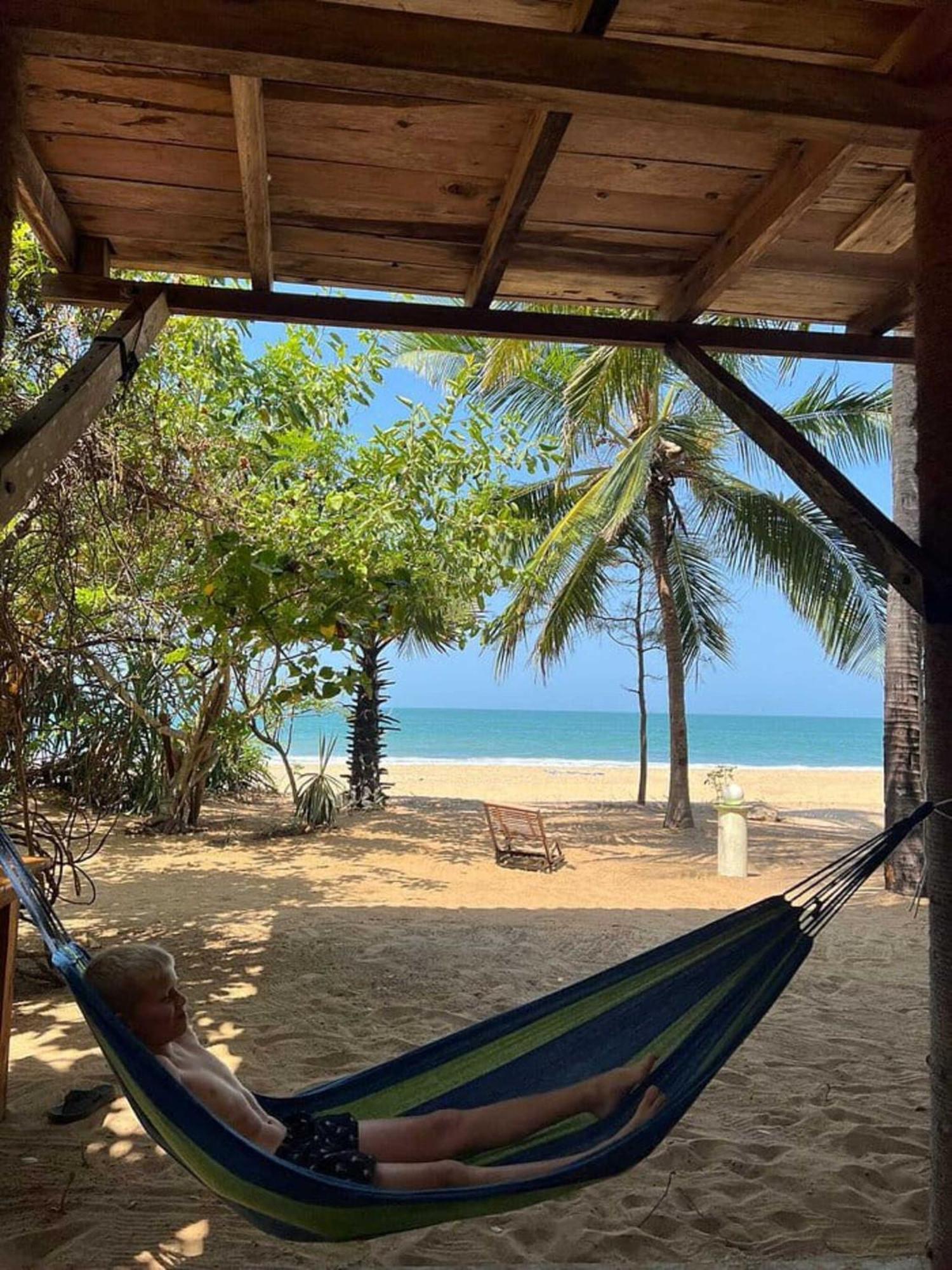 Breezy Beach Cabanas Arugam Bay Exterior photo