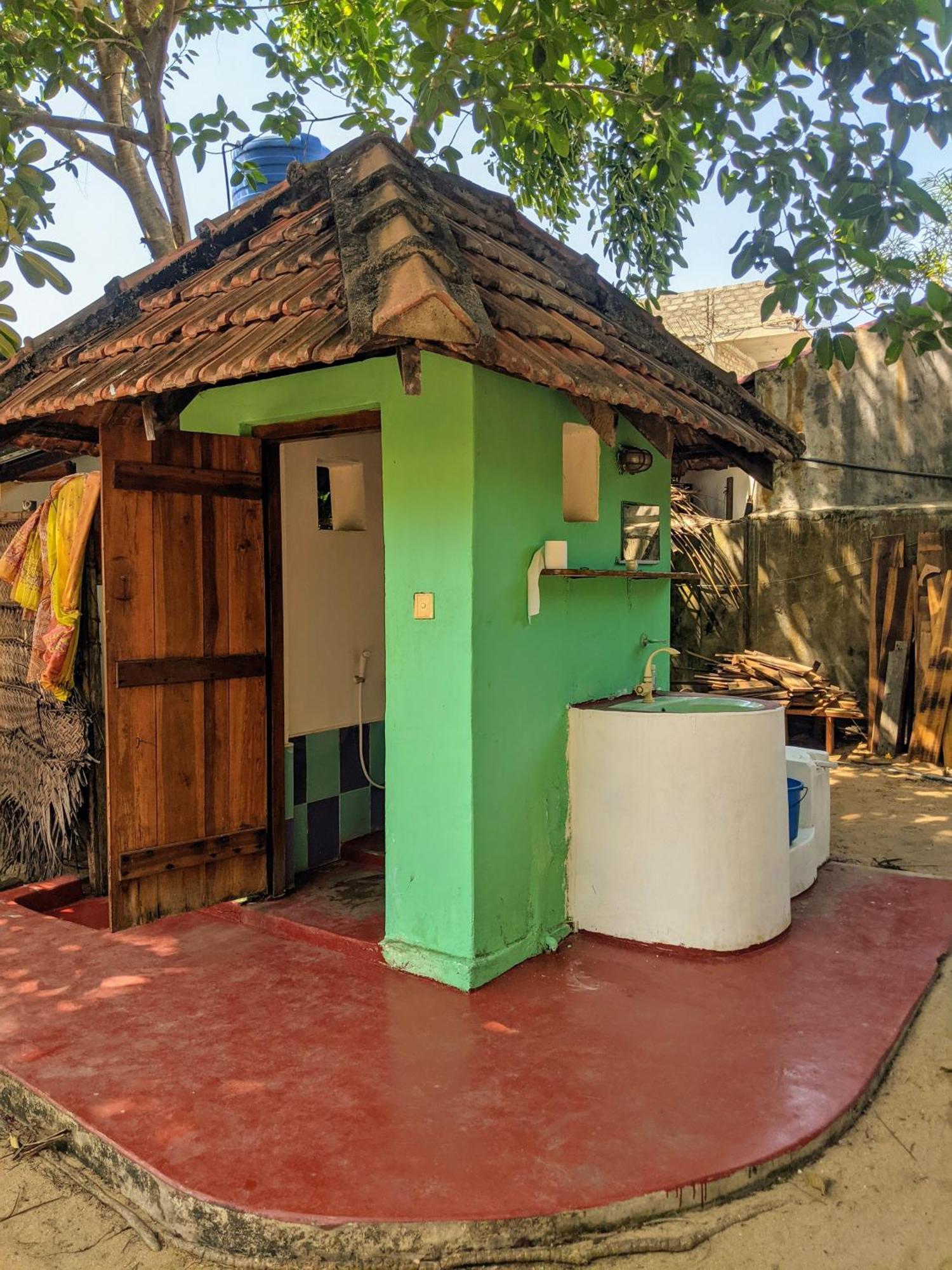 Breezy Beach Cabanas Arugam Bay Exterior photo